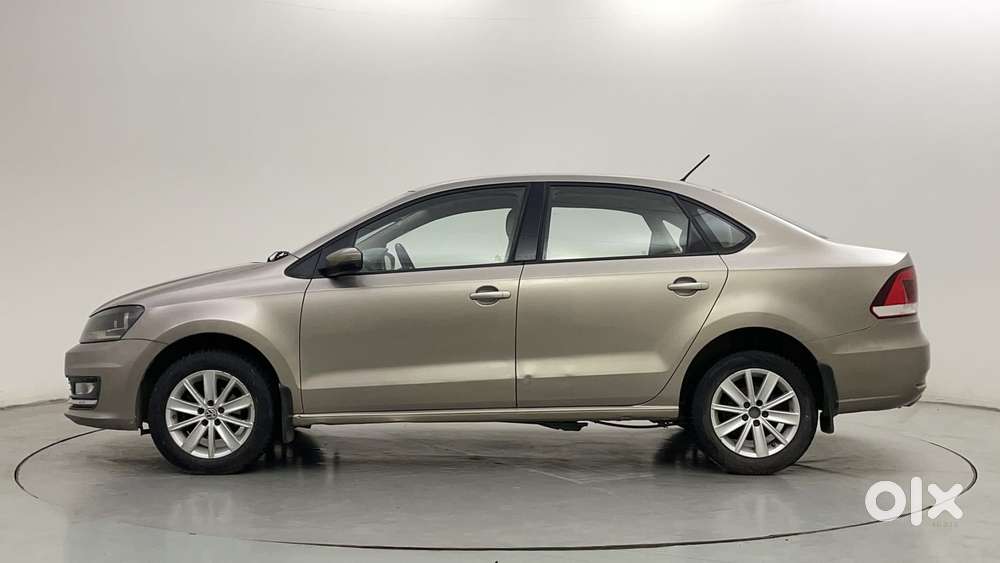 Volkswagen Vento 1.6 Highline, 2016, Petrol