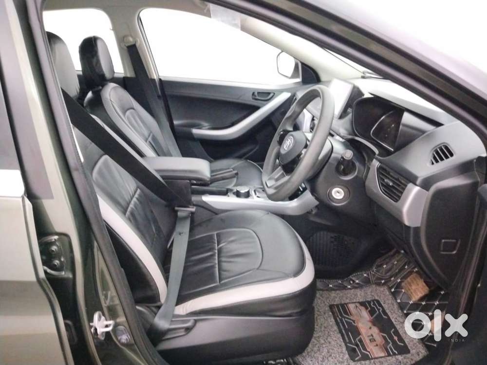 Tata Nexon 1.2 Revotron Xma, 2023, Petrol
