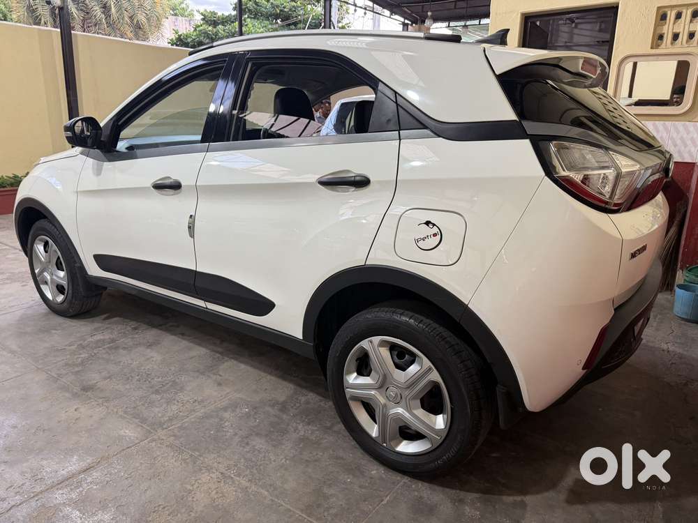 Tata Nexon 1.2 Revotron Xm, 2019, Petrol