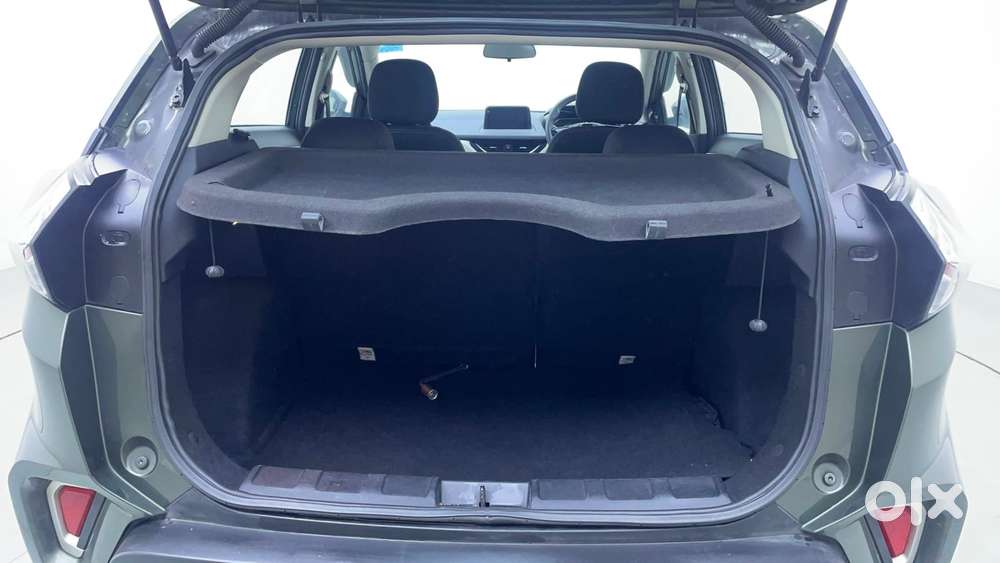 Tata Nexon 1.2 Revotron Xza Plus, 2022, Petrol