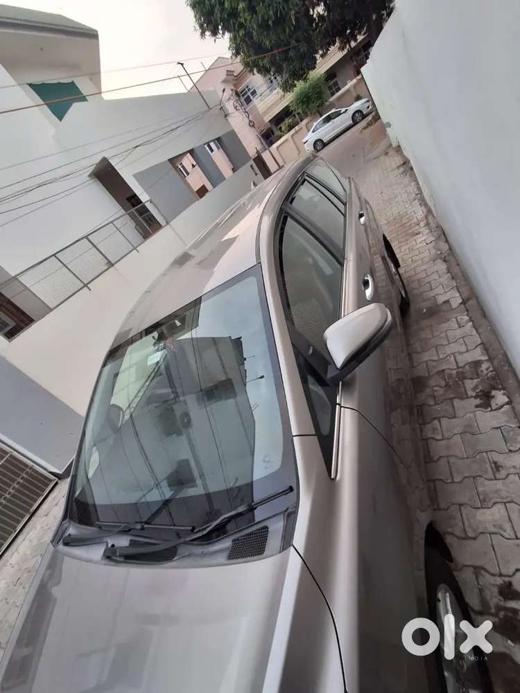 Toyota Innova Crysta 2018