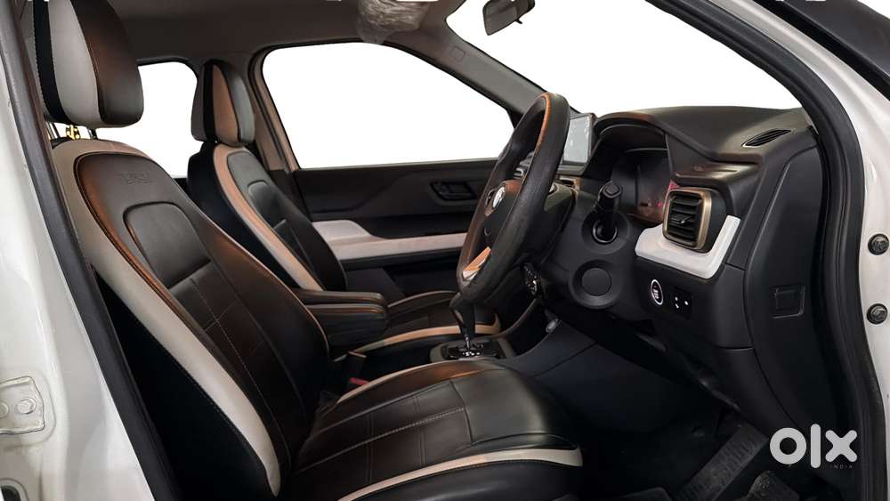 Tata Punch Accomplished Dazzle Amt Sunroof, 2024, Petrol