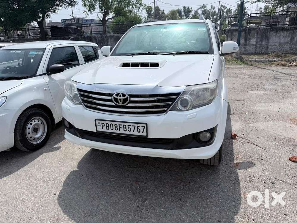 Toyota Fortuner 2014 Diesel Well Maintained