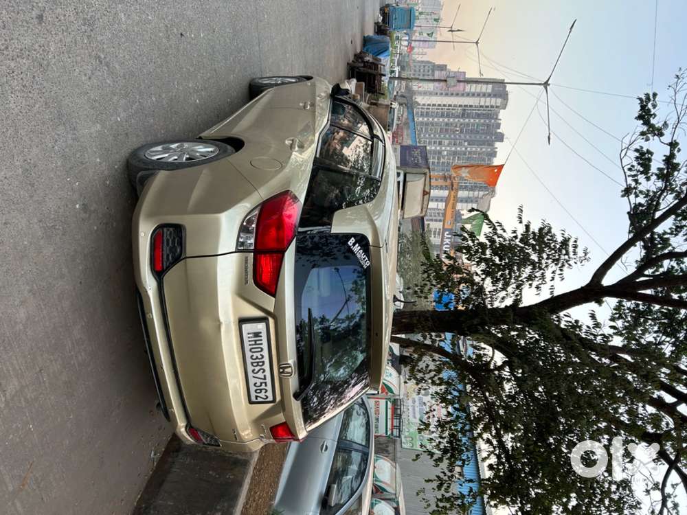 Honda Mobilio Petrol + Cng