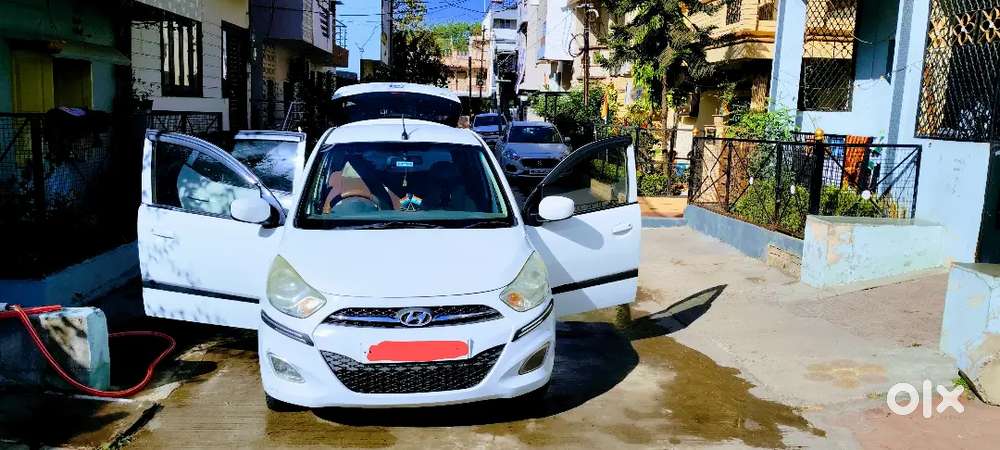 Hyundai I10 2011 Petrol Well Maintained