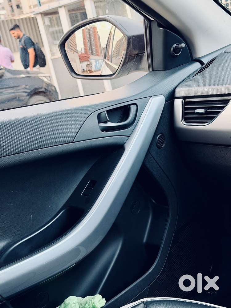 Tata Nexon Smart Petrol Manual | July 2023 | 45,000 Km | 1st Owner