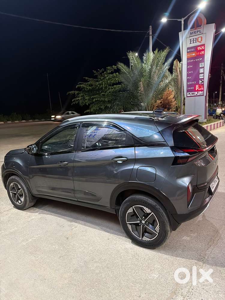 Tata Nexon Petrol 2023