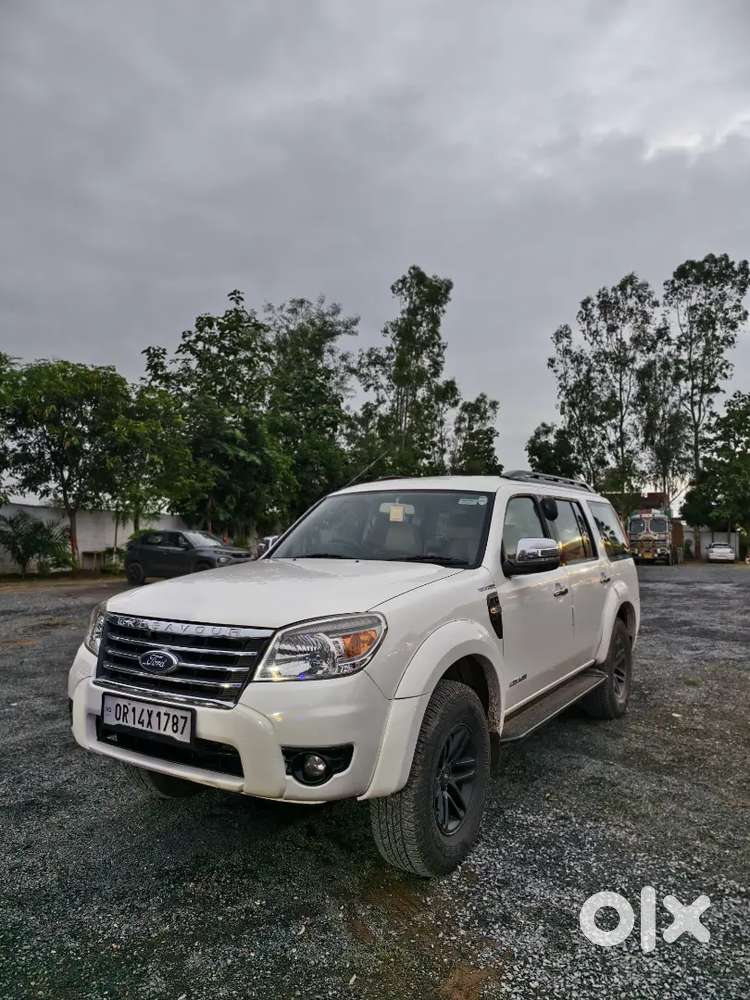 Ford Endeavour 2011
