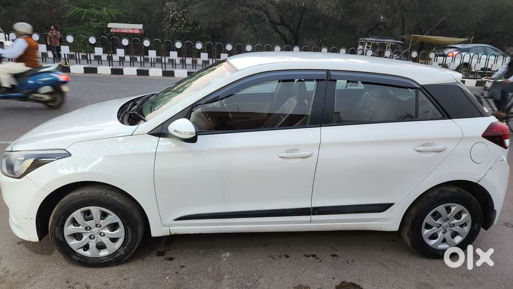 Hyundai Elite I20 2017 Diesel 92000 Km Driven