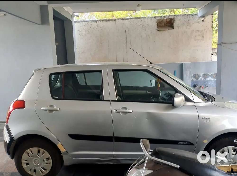 Maruti Suzuki Swift 2010 Diesel 118505 Km Driven