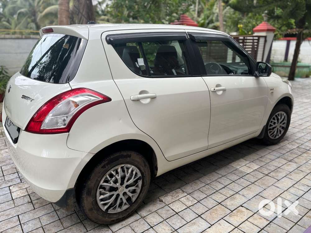 Maruti Suzuki Swift 2017 Petrol Well Maintained