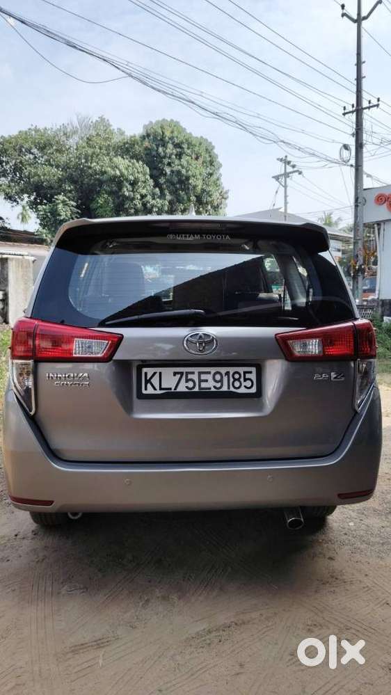 Toyota Innova Crysta 2.8z Automatic, 2016, Diesel