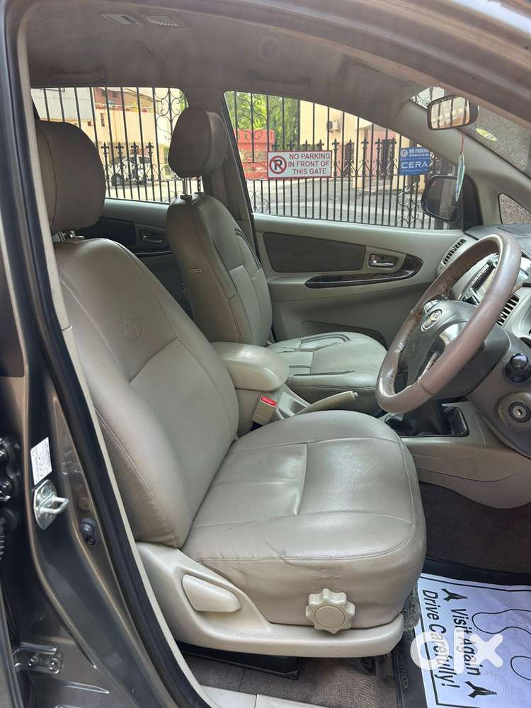 Toyota Innova 2.5 V 7 Str, 2013, Diesel