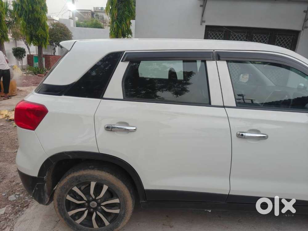 Maruti Suzuki Brezza 2017 Diesel 60000 Km Driven