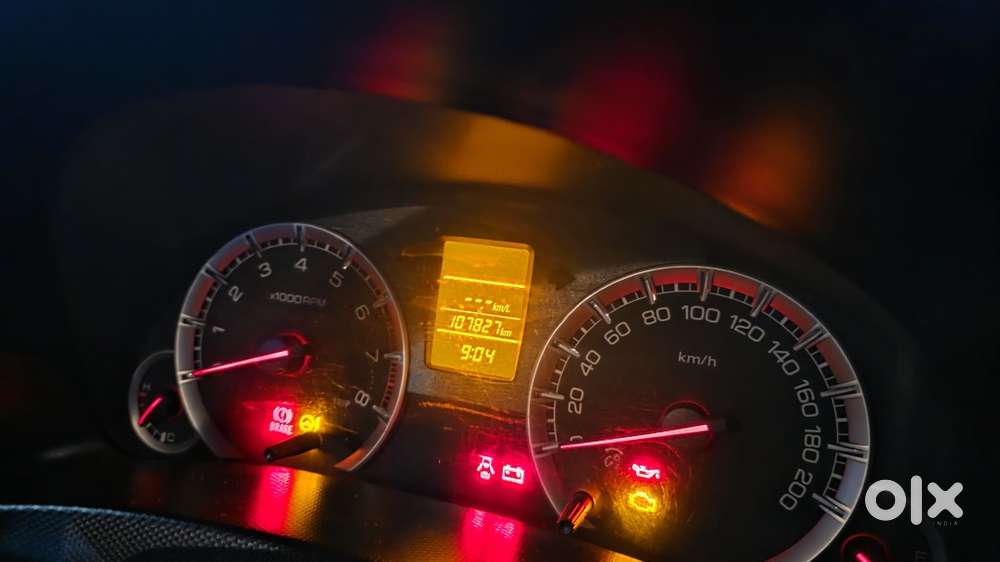 Maruti Suzuki Swift 2015 Petrol 107000 Km Driven