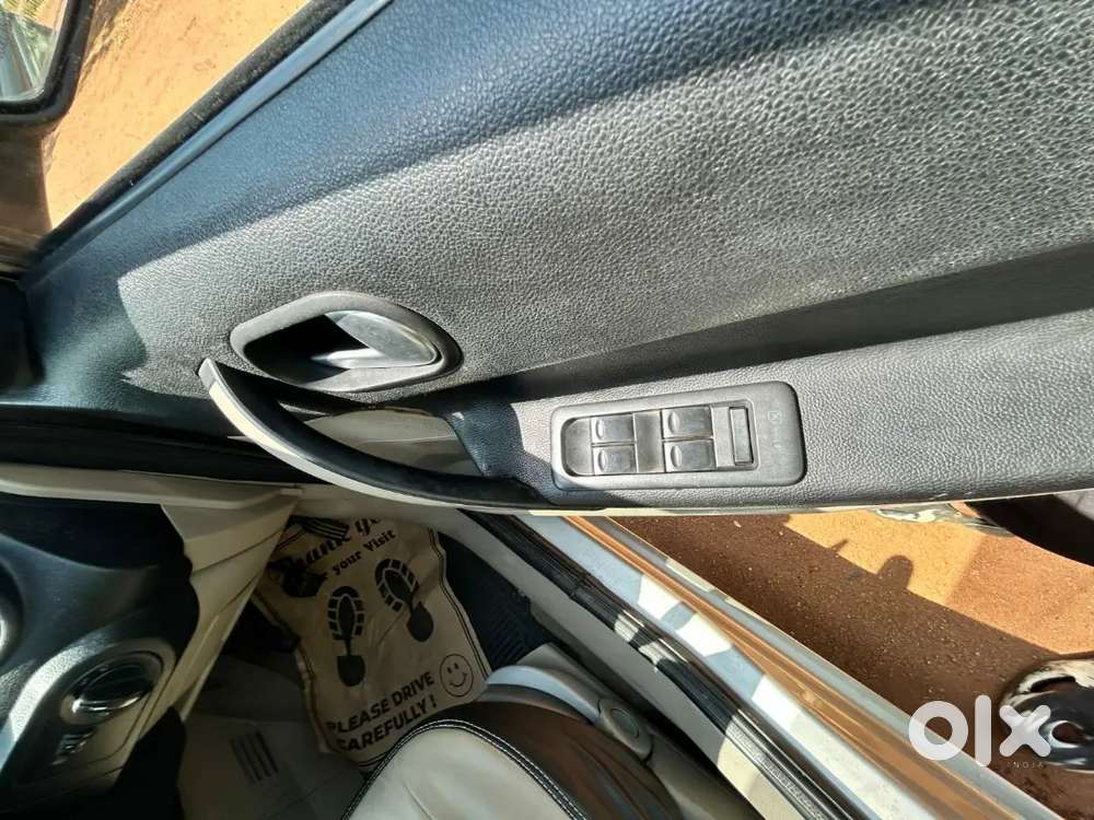 Ford Fiesta 1.6 Zxi 2008 Fc Upto 2030