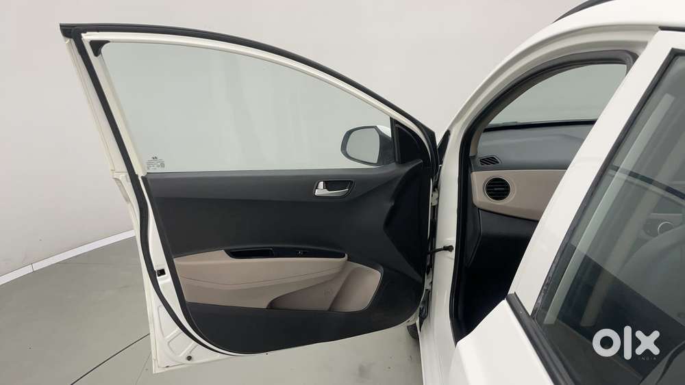 Hyundai Grand I10 1.2 Kappa Sportz, 2015, Petrol