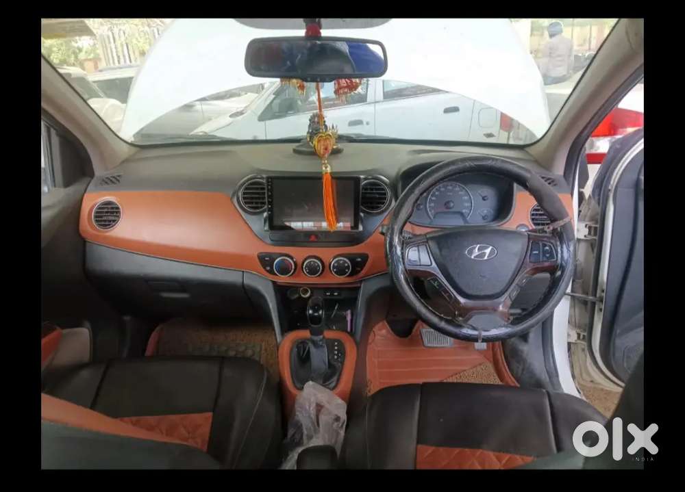 Hyundai Grand I10 Asta Automatic Petrol 2015  Top Model