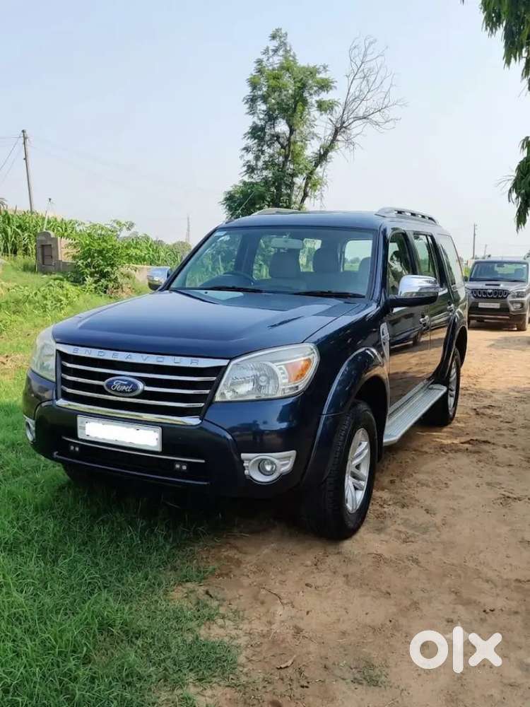Ford Endeavour 2010 Diesel Car