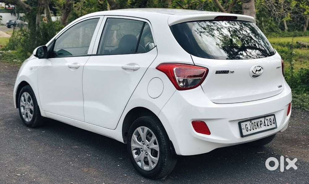 Hyundai Grand I10 Magna At, 2017, Petrol