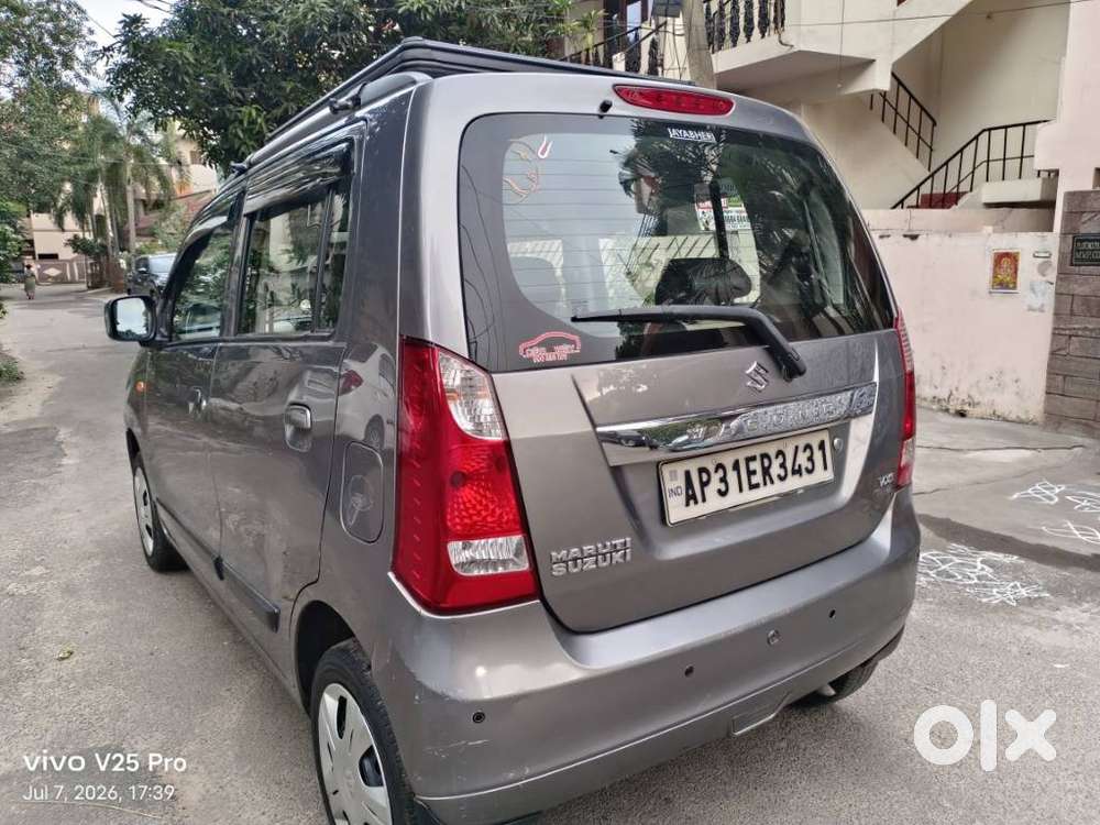 Maruti Suzuki Wagon R 1.0 Vxi Plus (o) Amt, 2018, Petrol