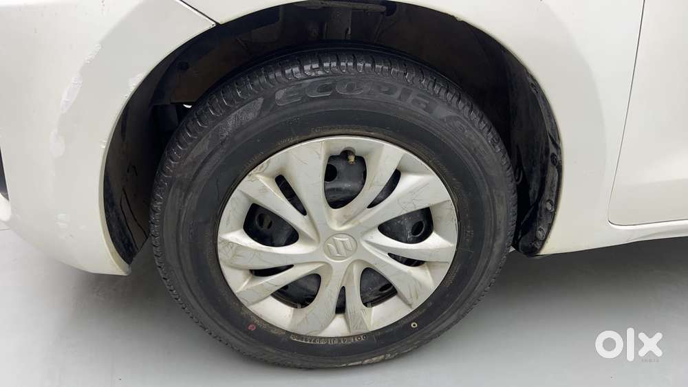 Maruti Suzuki Swift Vvt Vxi, 2021, Petrol