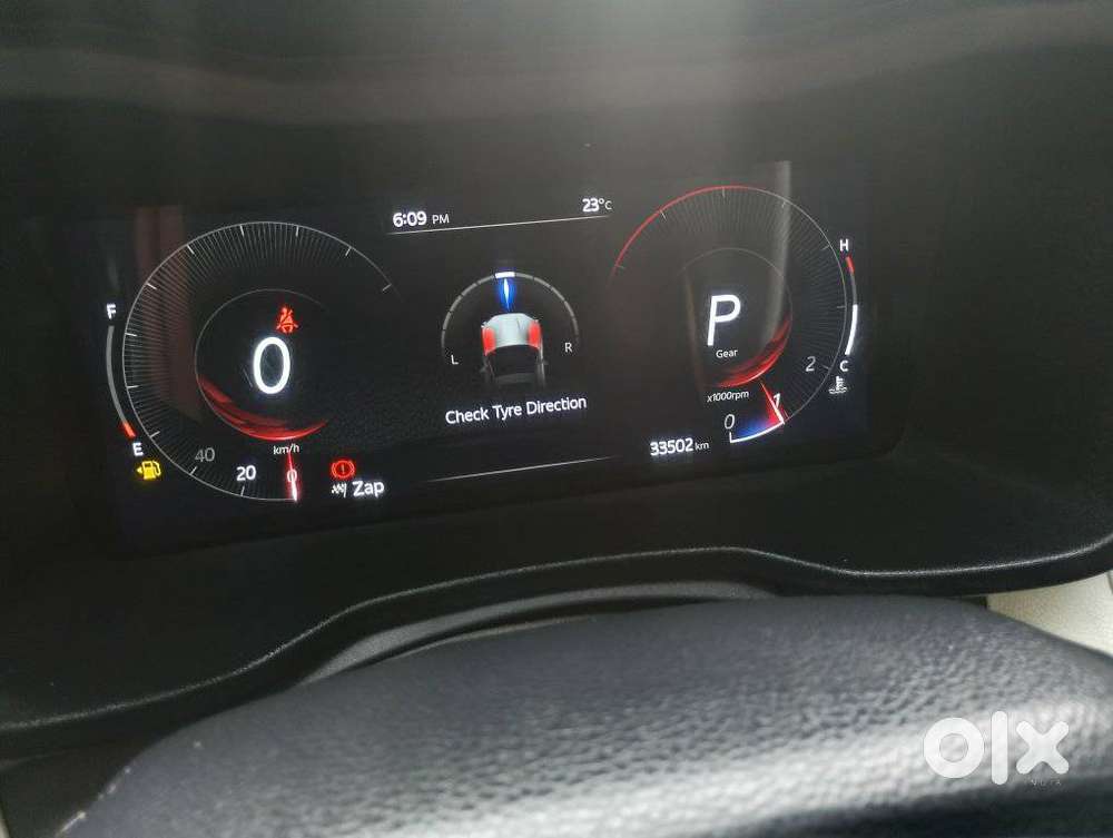 Mahindra Xuv 3xo, 2024, Petrol