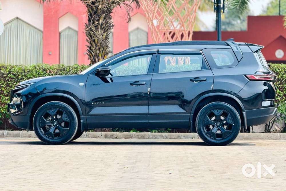 Tata Safari Adventure Plus Dark Edition, 2023, Diesel