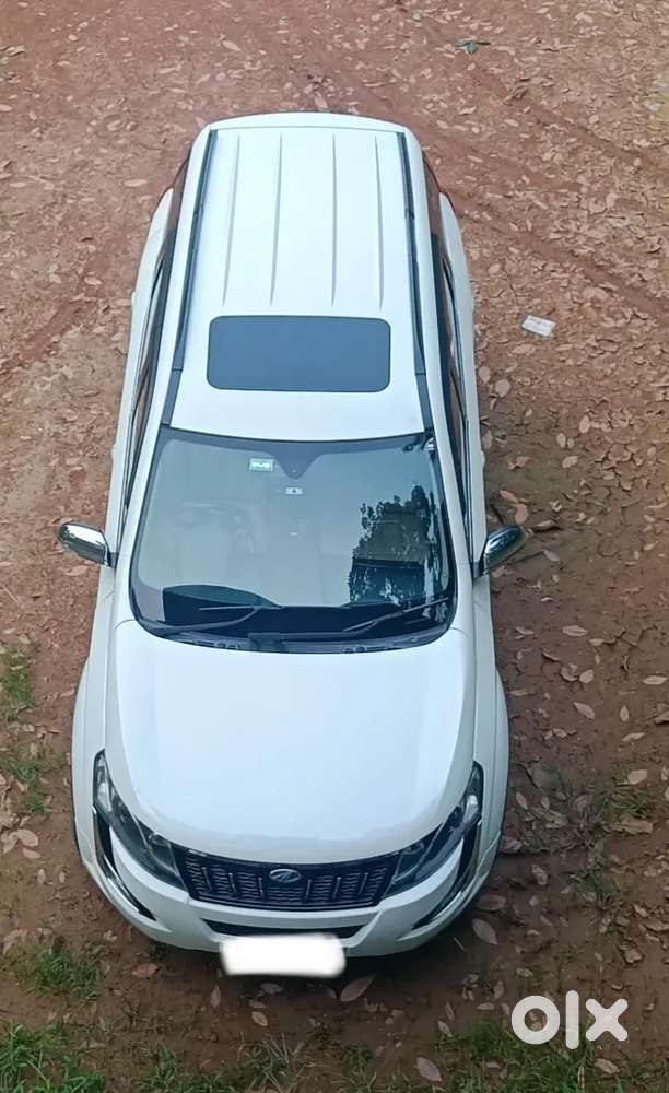 Mahindra Xuv500 2.2 W10 2015