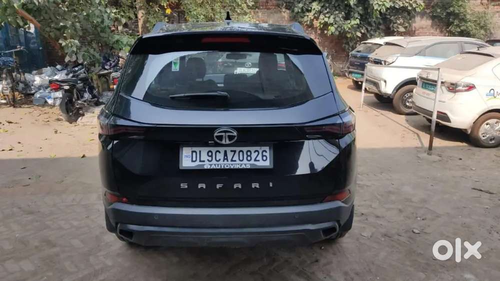 Tata Safari Dark Edition 2023 Diesel