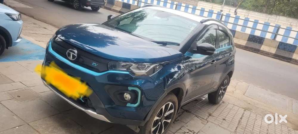 Tata Nexon EV XZ Plus Lux, 2020, Electric - Photo 2