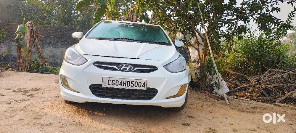 Hyundai Verna 2012