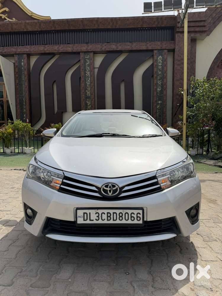 Toyota Corolla Altis, 2014, Petrol
