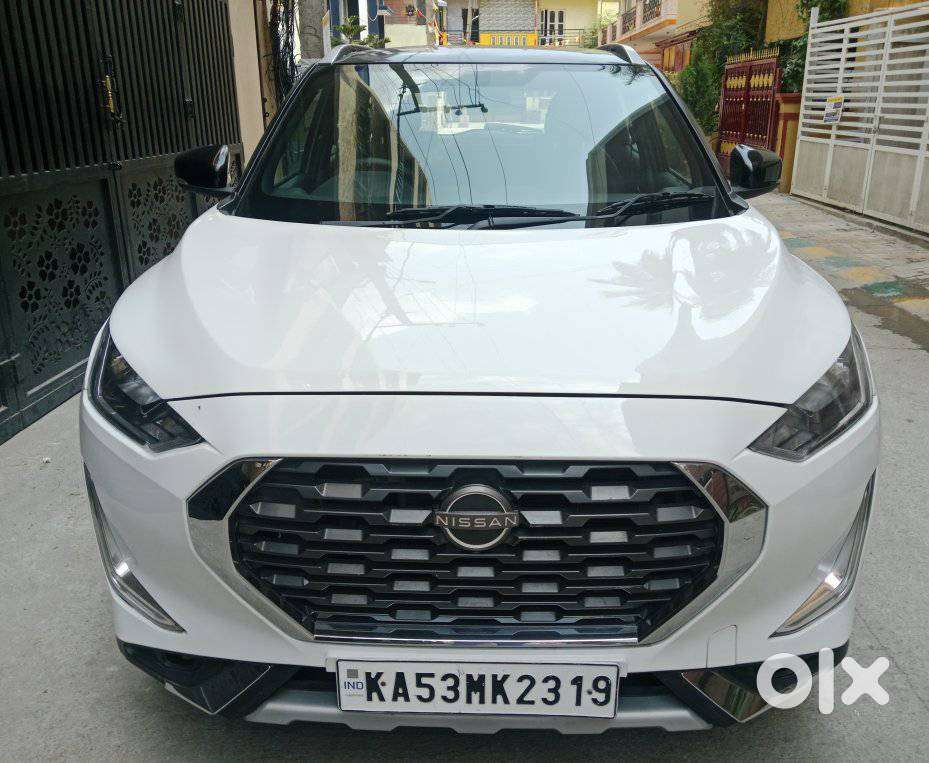 Nissan Magnite 1.0 Xv, 2023, Petrol