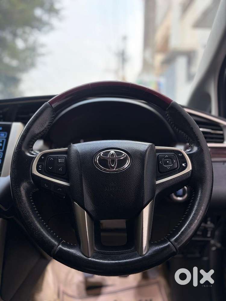 Toyota Innova Crysta 2.4 V 7 Str, 2018, Diesel