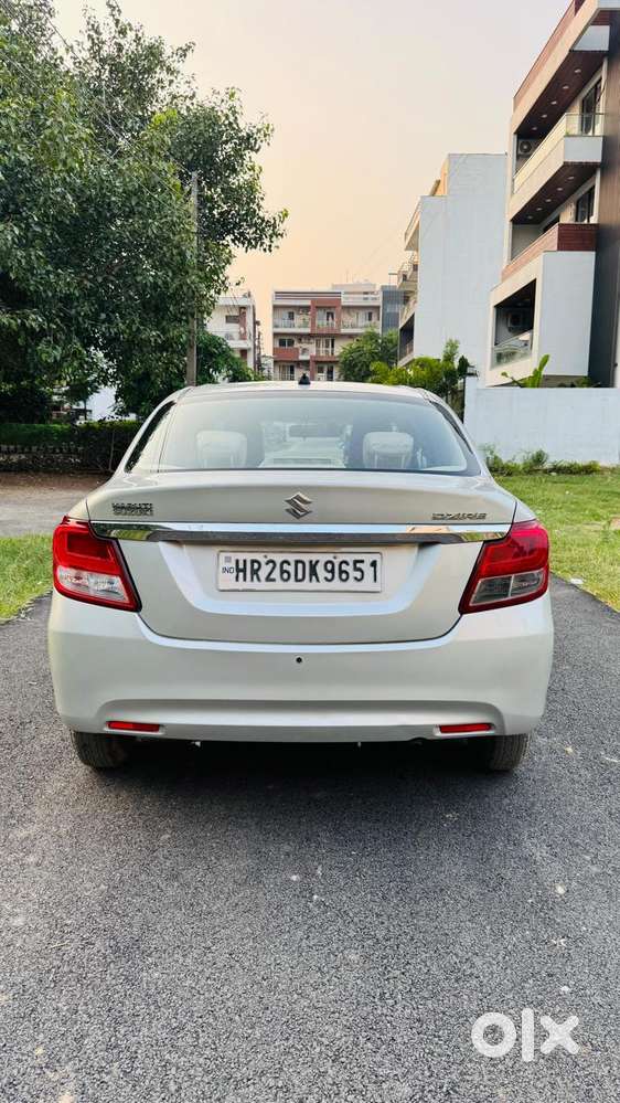 Maruti Suzuki Dzire 1.2 Vxi Amt, 2018, Petrol
