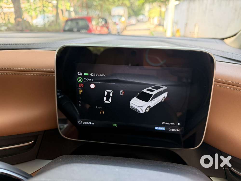 Mg M9 Ev, 2025, Electric