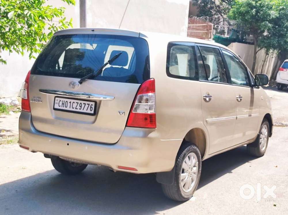 Toyota Innova 2.5 V 7 Str, 2009, Diesel