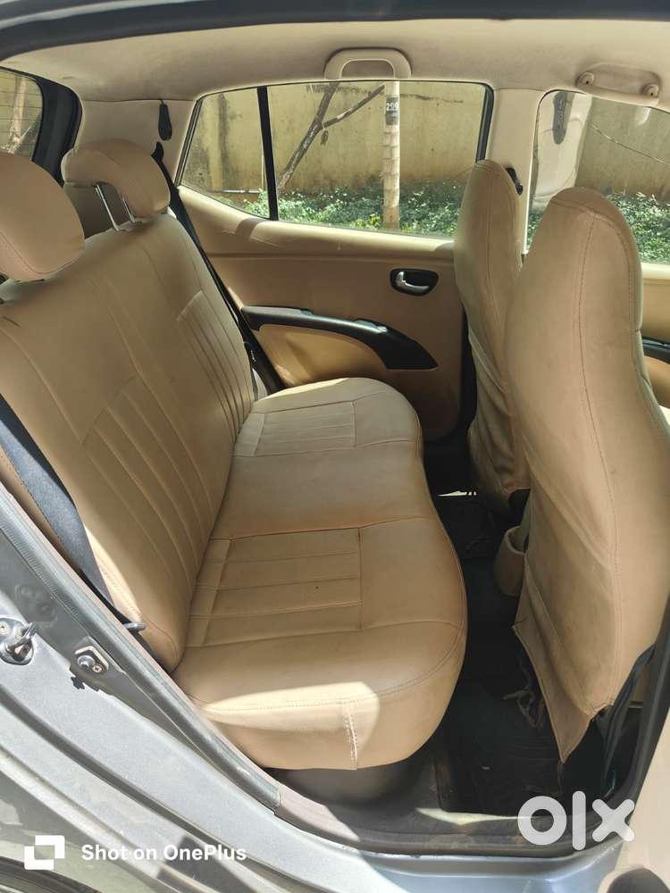 Hyundai I10 Sportz At, 2010, Petrol