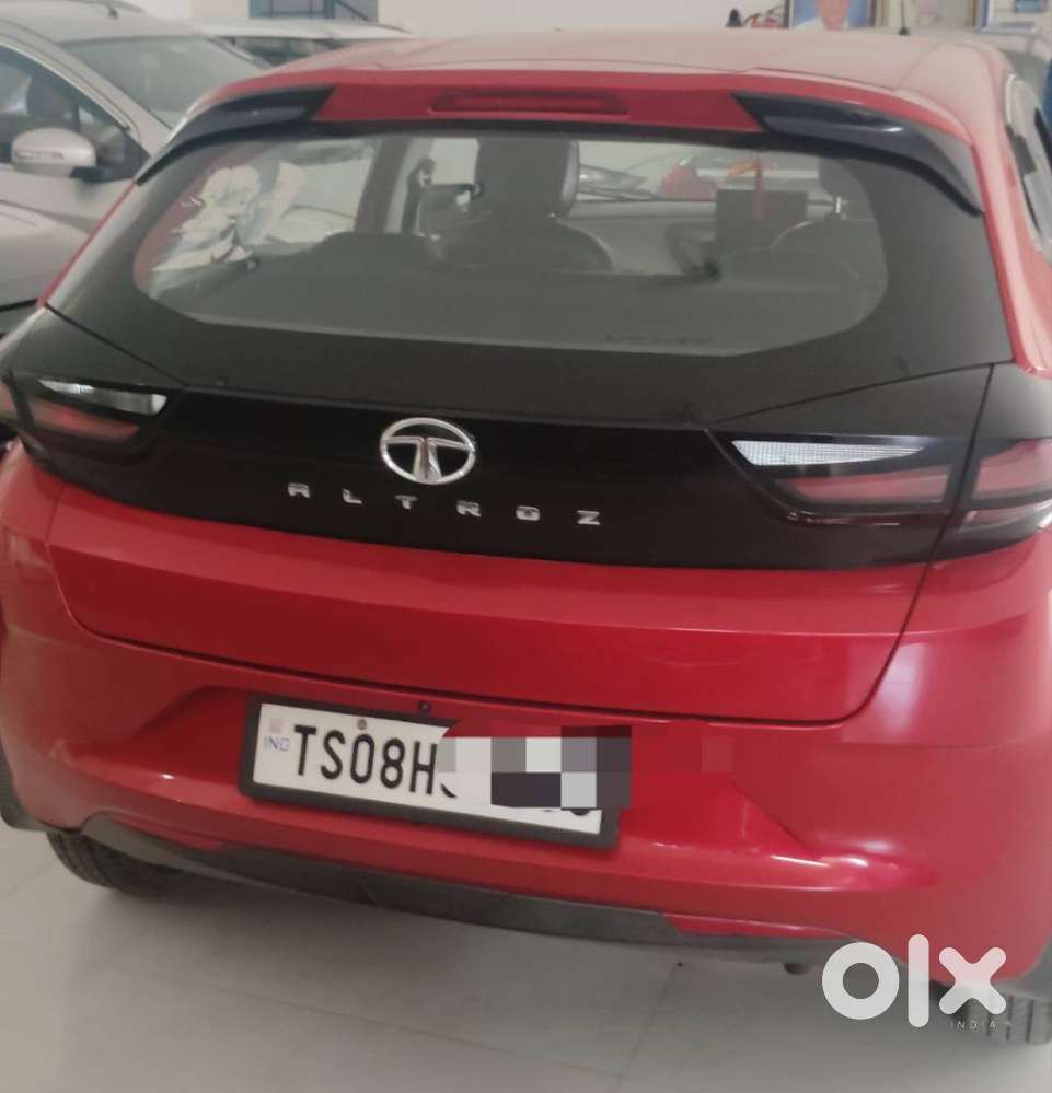 Tata Altroz 1.2 Xe, 2021, Petrol