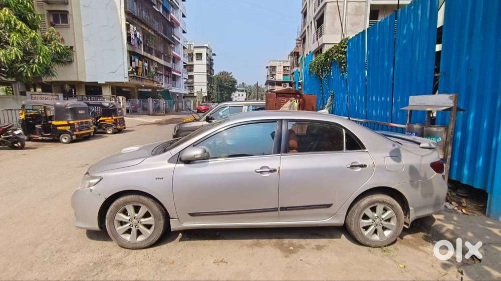 Toyota Corolla Altis 2010