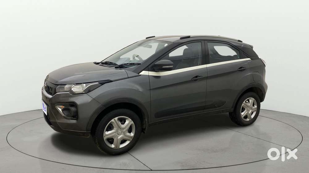 Tata Nexon 1.5 Revotorq Xma Amt (s), 2021, Petrol