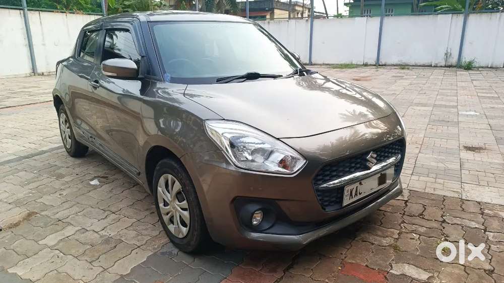 Maruti Suzuki Swift 2021 Ags Amt