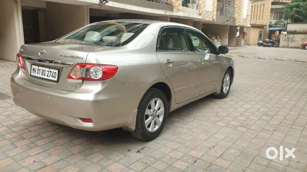 Toyota Corolla Altis 2013