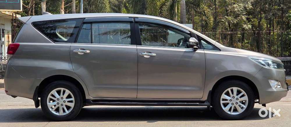 Toyota Innova Crysta [2020-ongoing] 2.4 Gx At 8 Str, 2020, Diesel