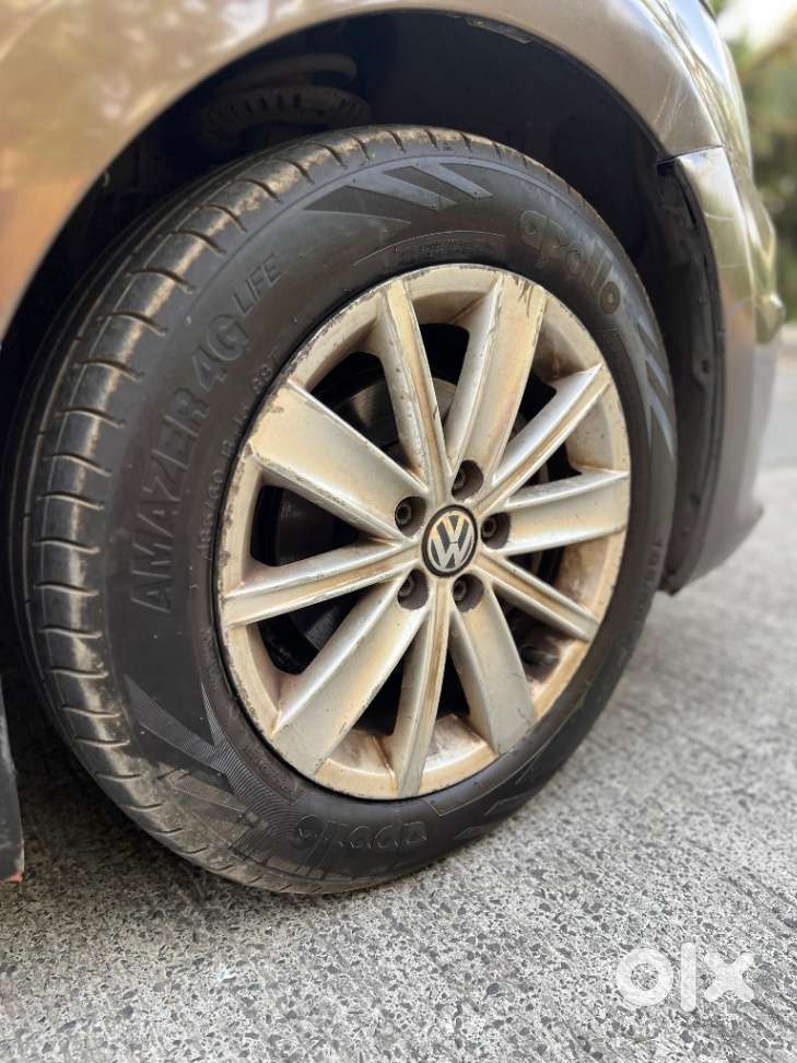 Volkswagen Vento 1.6 Highline, 2016, Petrol