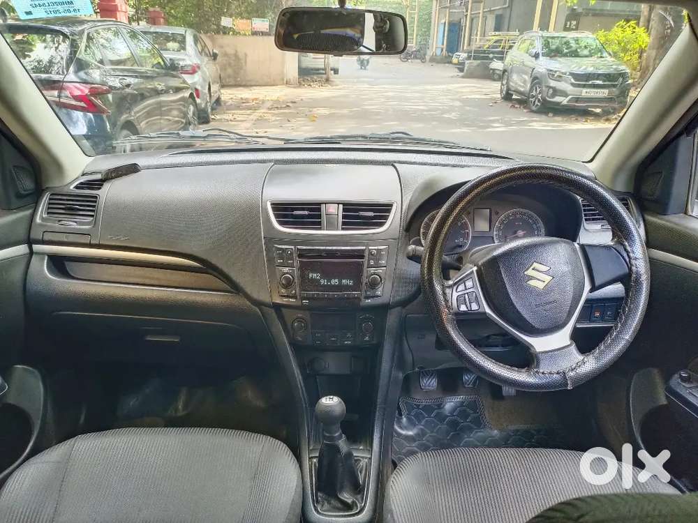 Maruti Suzuki Swift Zxi 2012 Petrol Brand New Tayers