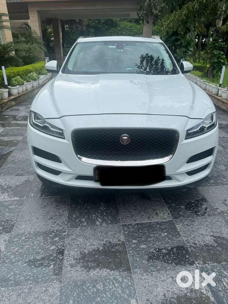 Jaguar F-pace 2019 Diesel 57500 Km Driven