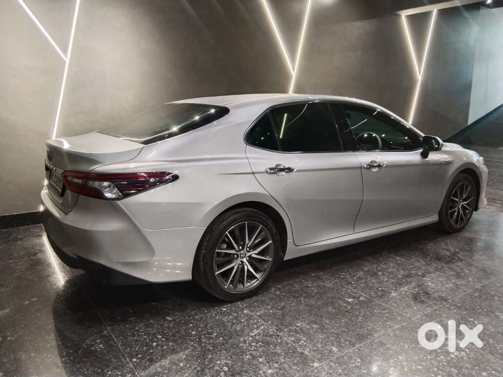 Toyota Camry 2.5 Hybrid, 2024, Petrol