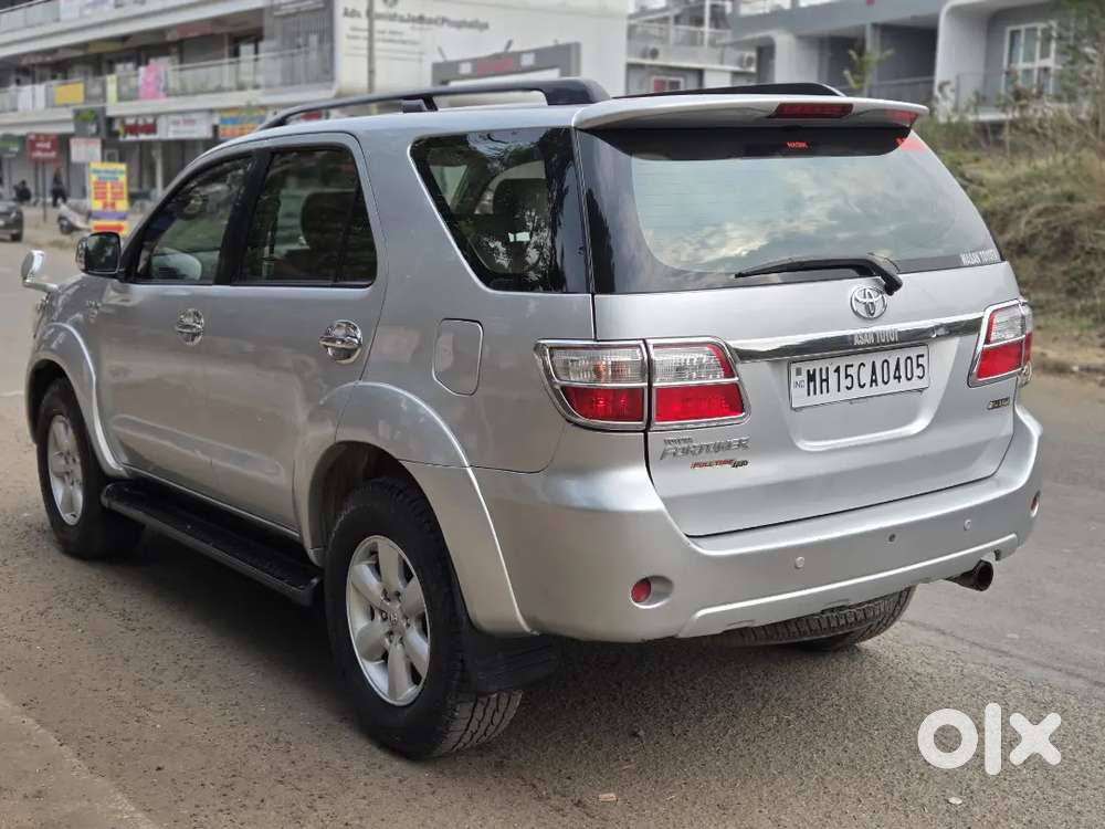 Toyota Fortuner 2010 Diesel 145865 Km Driven